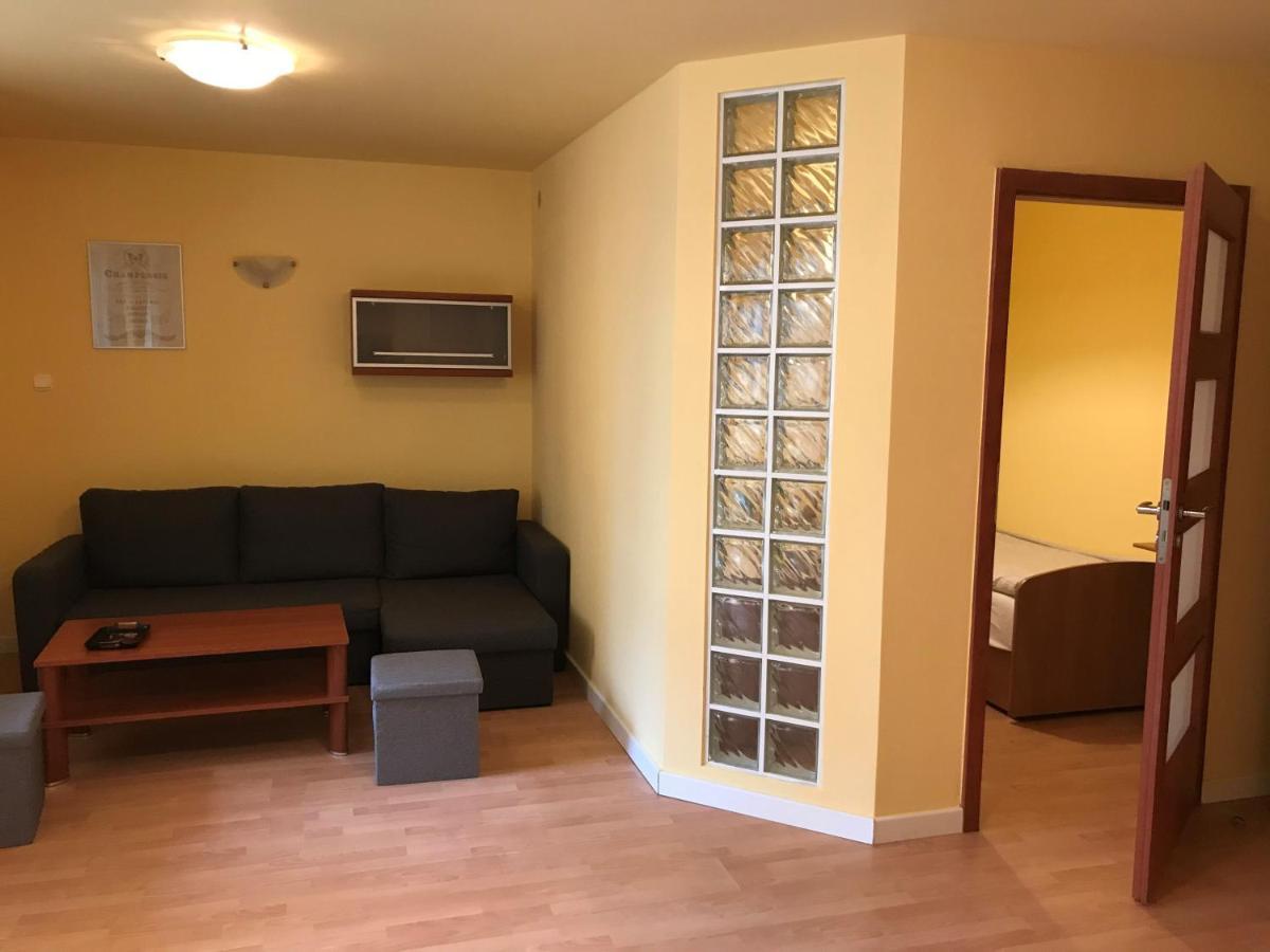 Apartament W Porcie 코워브제크 외부 사진